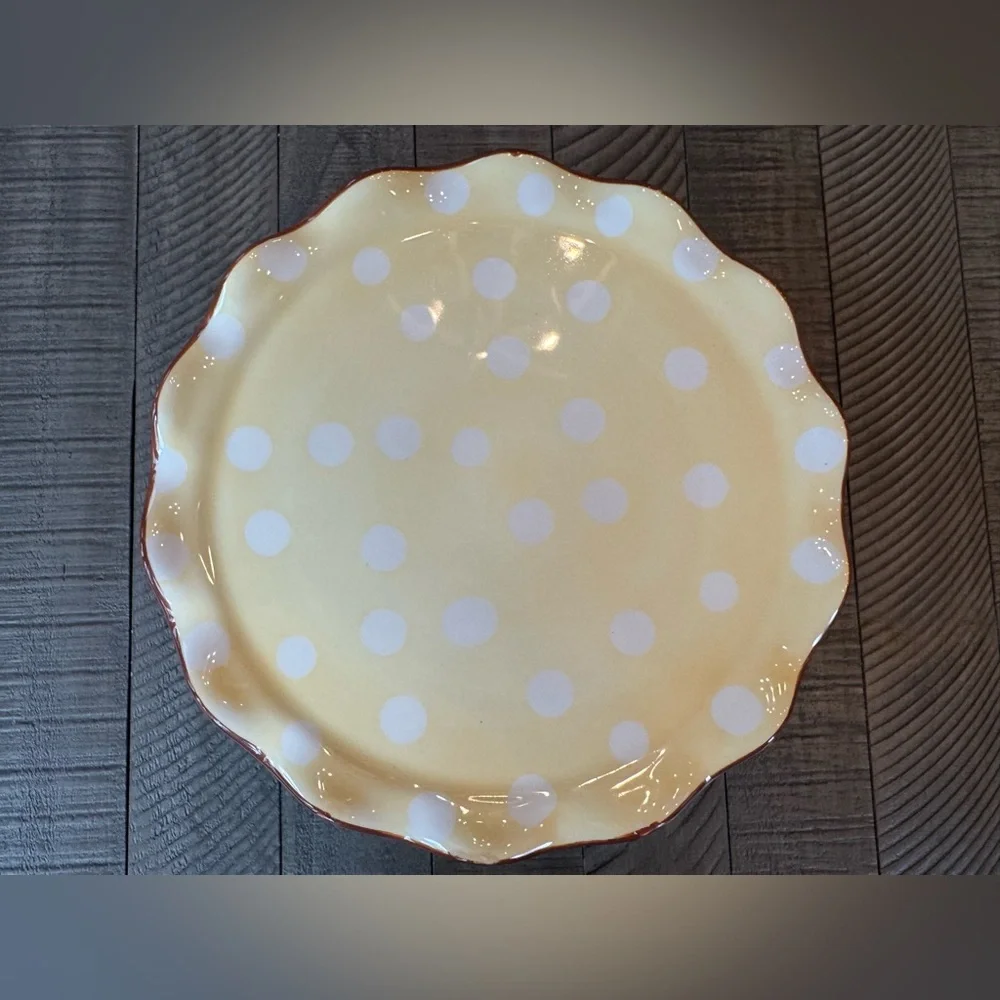 Paula Deen - Dot Crazy Yellow & White Handpainted Cake - Dessert Stand